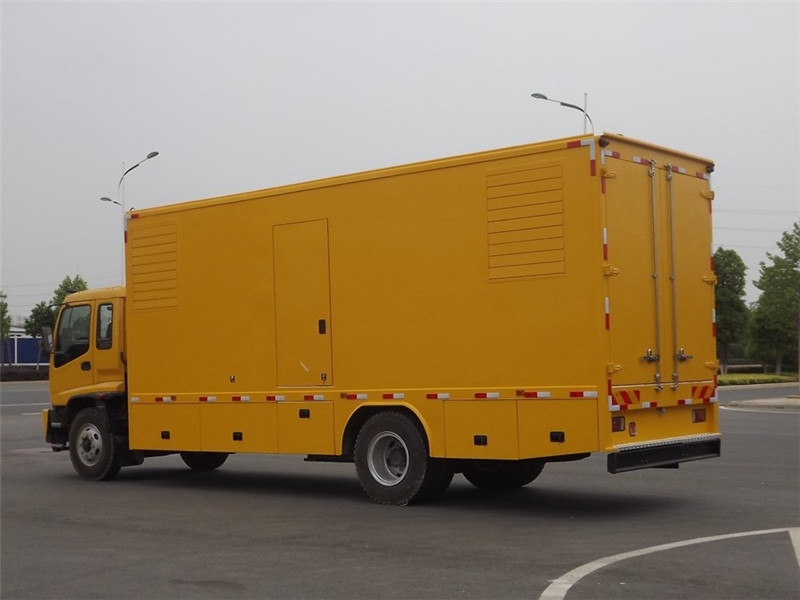 濠江出租发电机-柴油发电机组电压低报警怎么办？