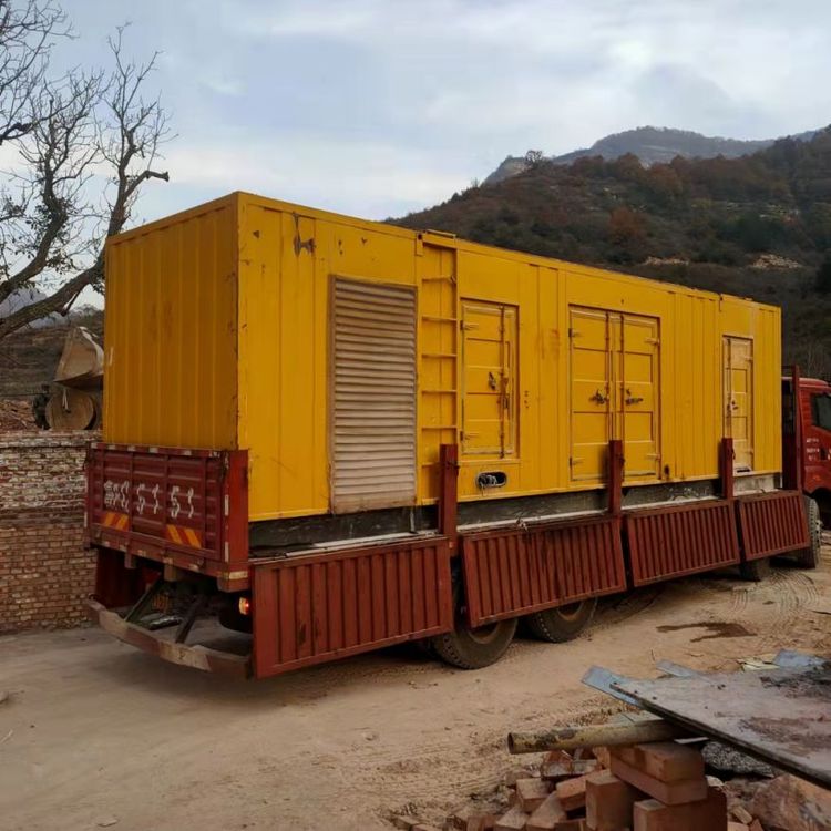 濠江200kW 发电机组在带电阻性负载时，输出功率会受到哪些因素的影响？