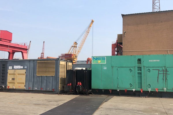 濠江发电机出租空气滤清器的清洁频率是多少？