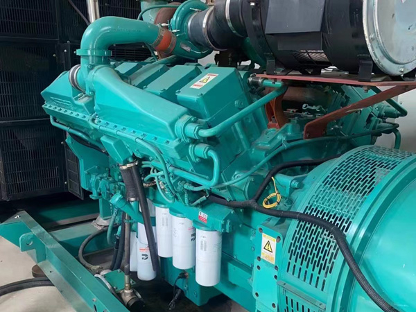 濠江更换100kW柴油发电机组机油时,需要注意哪些事项?