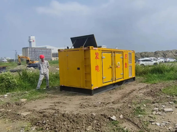濠江如何判断柴油发电机组的电瓶是否处于充满电状态?