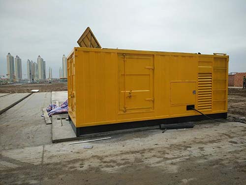 濠江合同中关于乙方责任导致工期延误的赔偿标准应该如何制定?